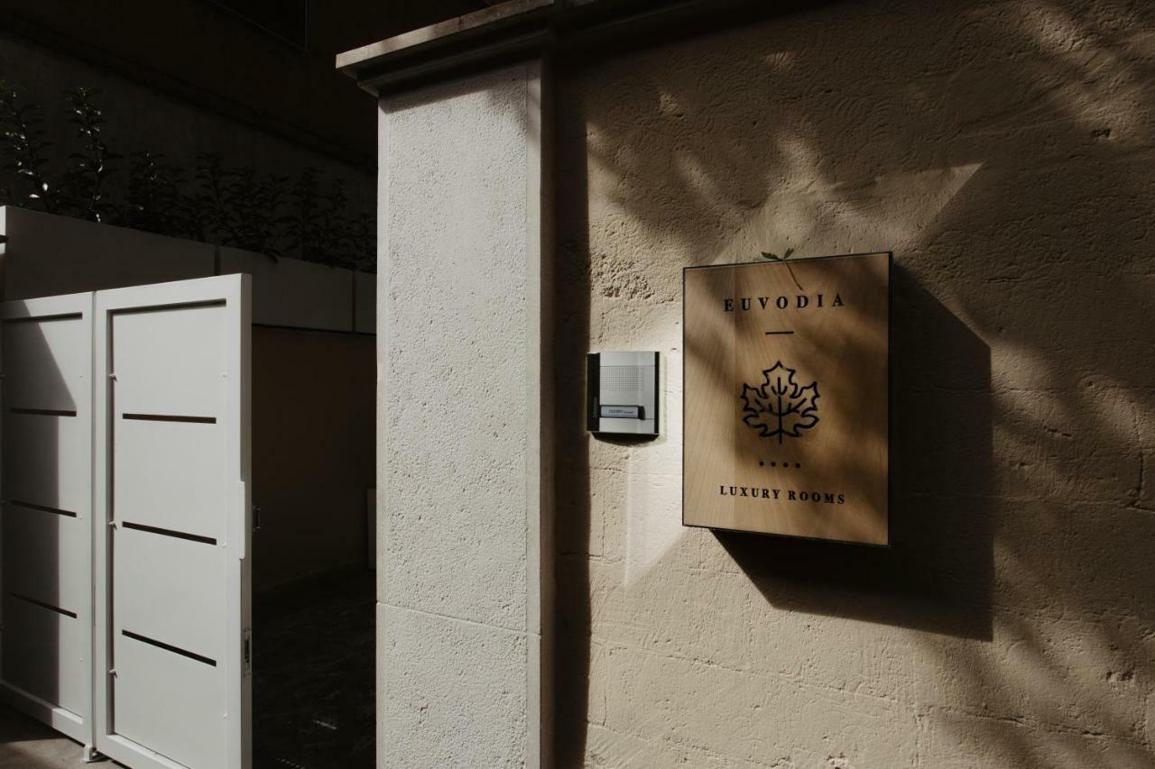 Euvodia Luxury Rooms Matera Exteriör bild